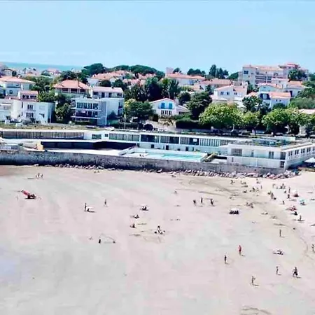 Le Discret - Piscine - De Foncillon Apartman *